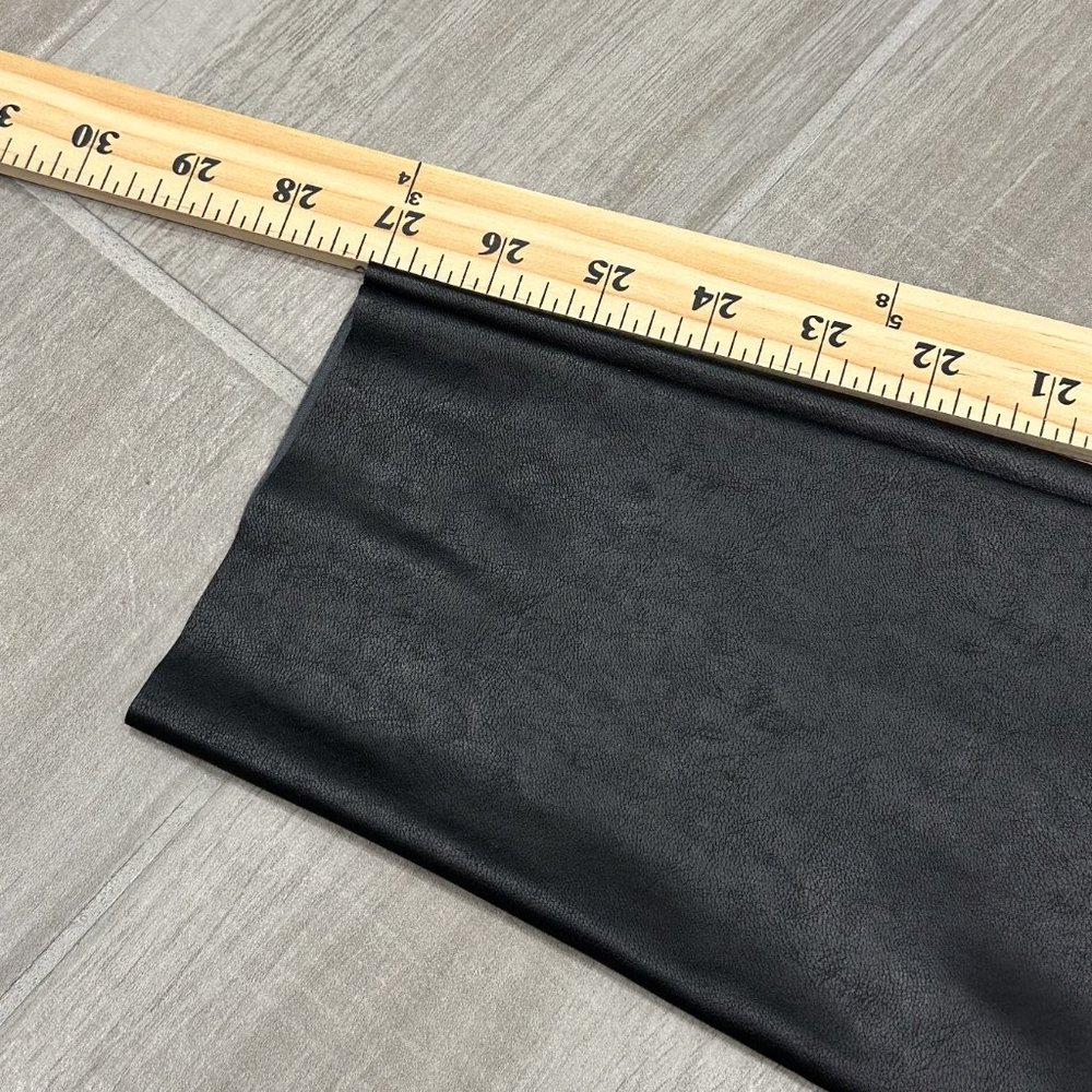 Aritzia Wilfred Free Daria Pant High-Waisted Vegan Leather Leggings in Black - Picture 14 of 16